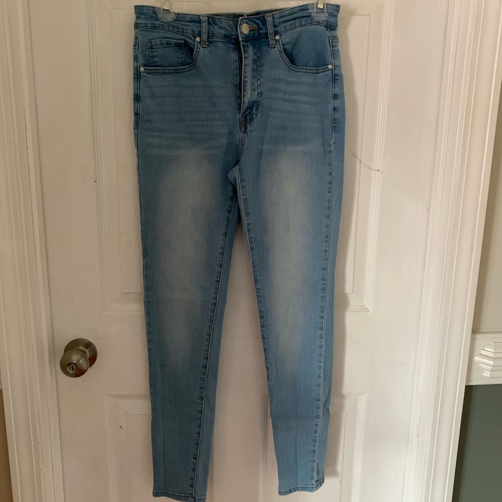Women’s Jeans (Forever 21)